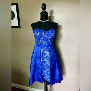 MANIJU strapless fit & flare royal blue party dress satin lace high low L NWT